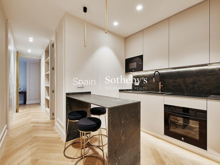 Apartment for Sale in Madrid, Madrid 34