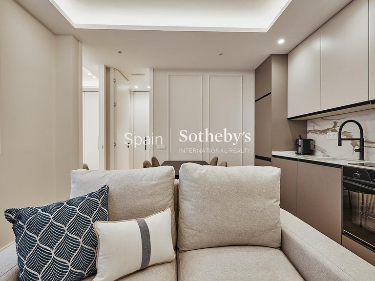 Apartment for Sale in Madrid, Madrid 8