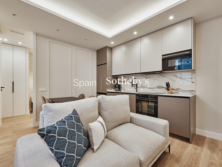 Apartment for Sale in Madrid, Madrid 2