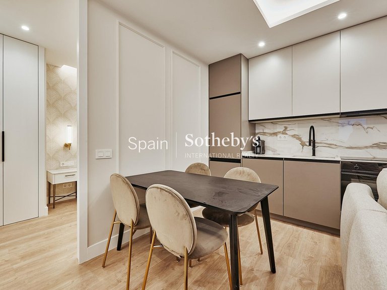 Apartment for Sale in Madrid, Madrid 7