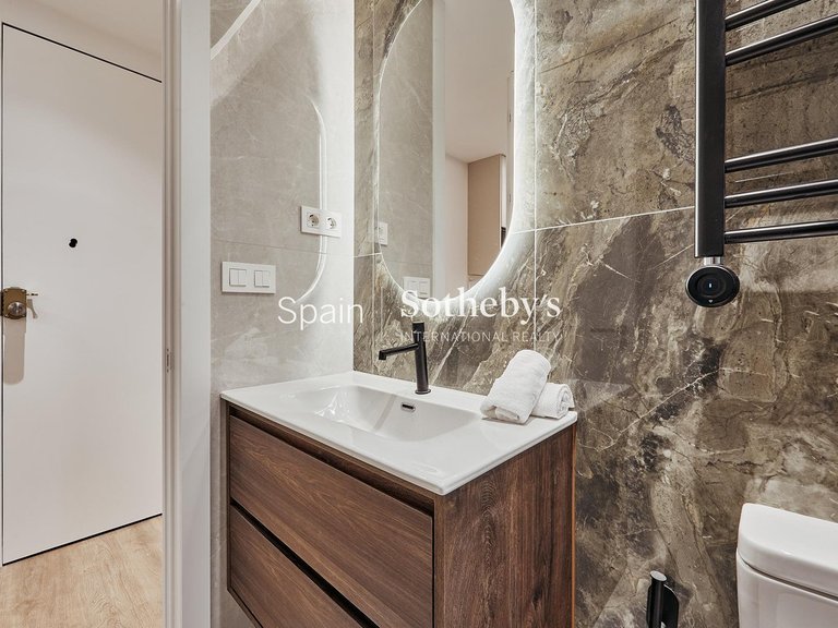 Apartment for Sale in Madrid, Madrid 15