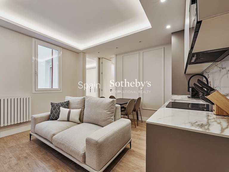 Apartment for Sale in Madrid, Madrid 3