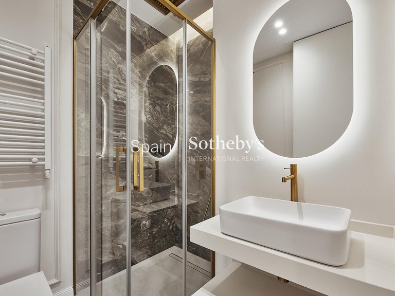 Apartment for Sale in Madrid, Madrid 21