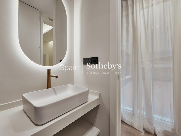 Apartment for Sale in Madrid, Madrid 25