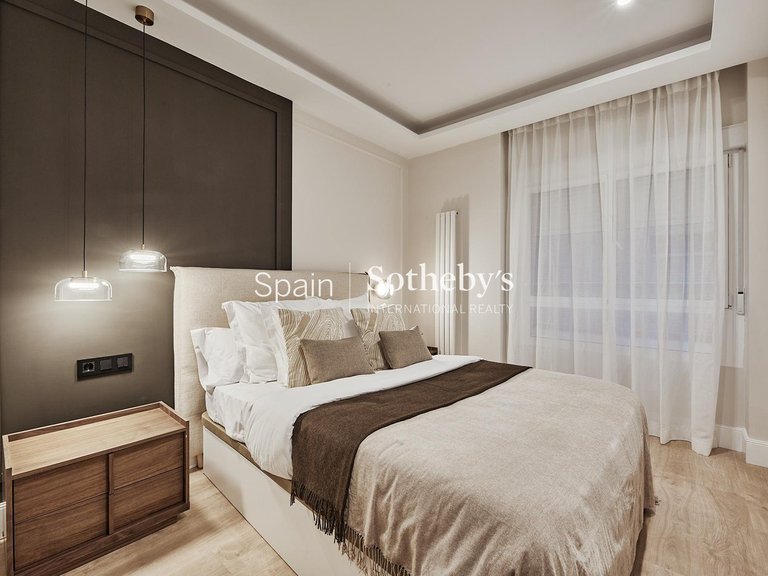 Apartment for Sale in Madrid, Madrid 17