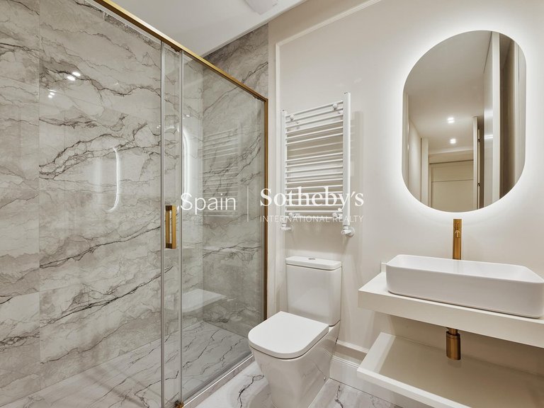 Apartment for Sale in Madrid, Madrid 26
