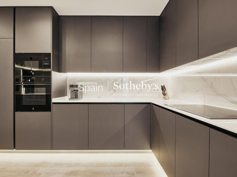 Apartment for Sale in Madrid, Madrid 6