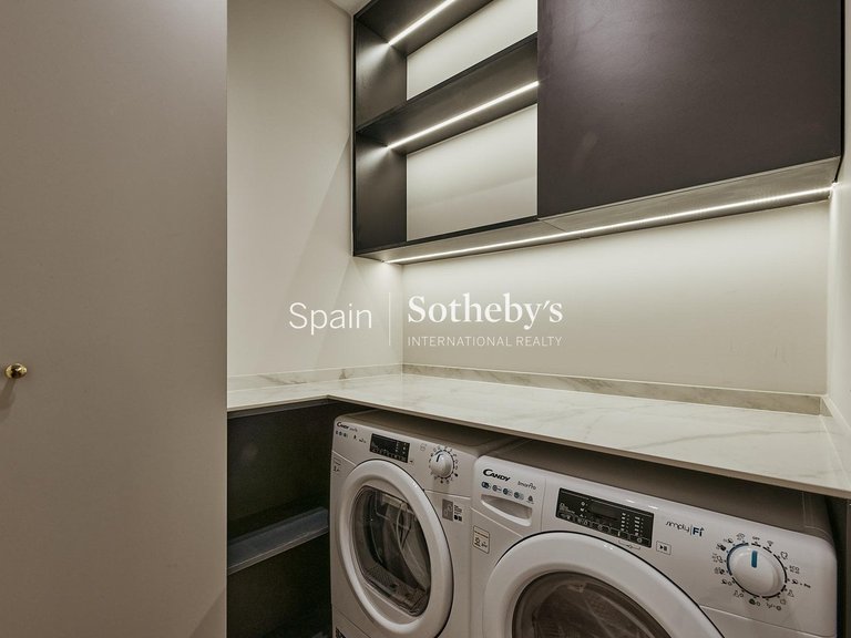 Apartment for Sale in Madrid, Madrid 29