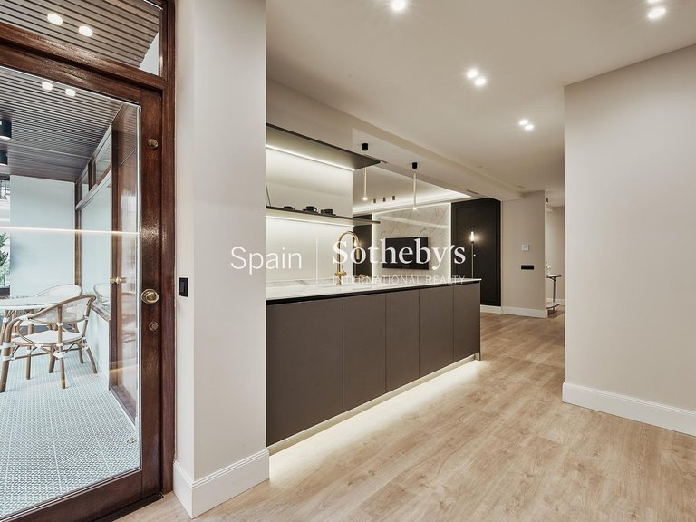 Apartment for Sale in Madrid, Madrid 8