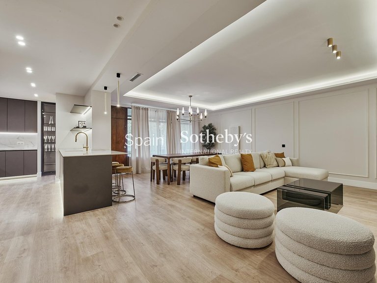 Apartment for Sale in Madrid, Madrid 13