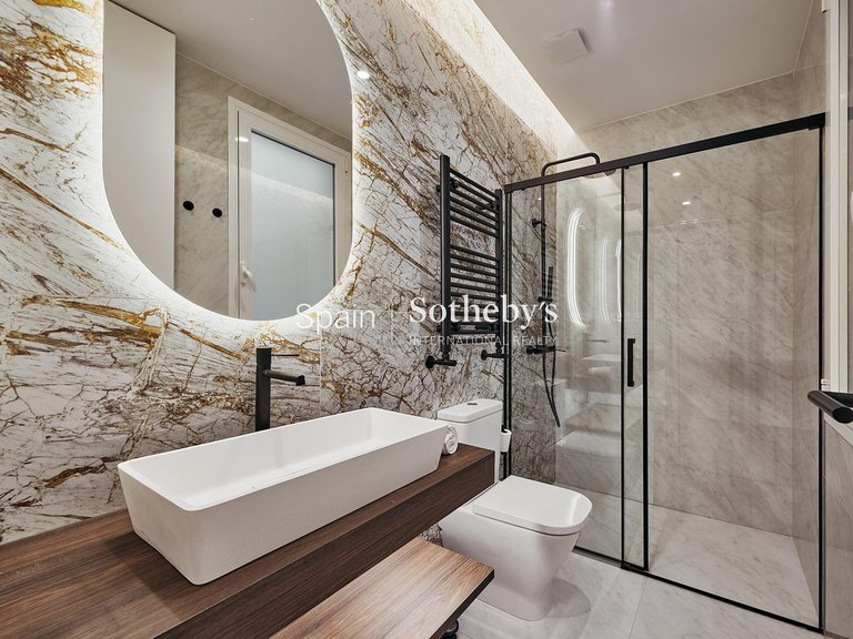 Apartment for Sale in Madrid, Madrid 9