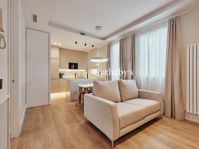 Apartment for Sale in Madrid, Madrid 8