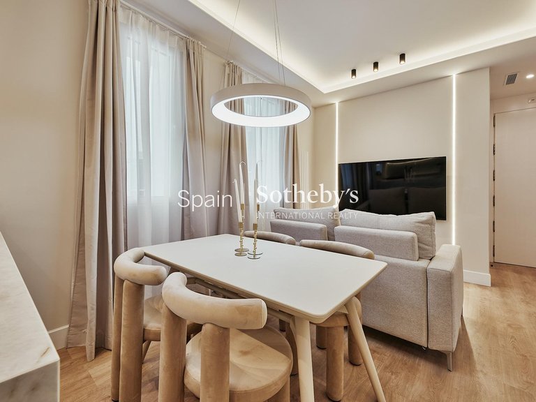 Apartment for Sale in Madrid, Madrid 4