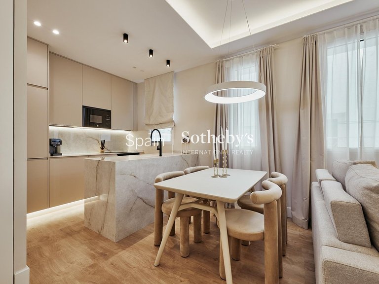 Apartment for Sale in Madrid, Madrid 2