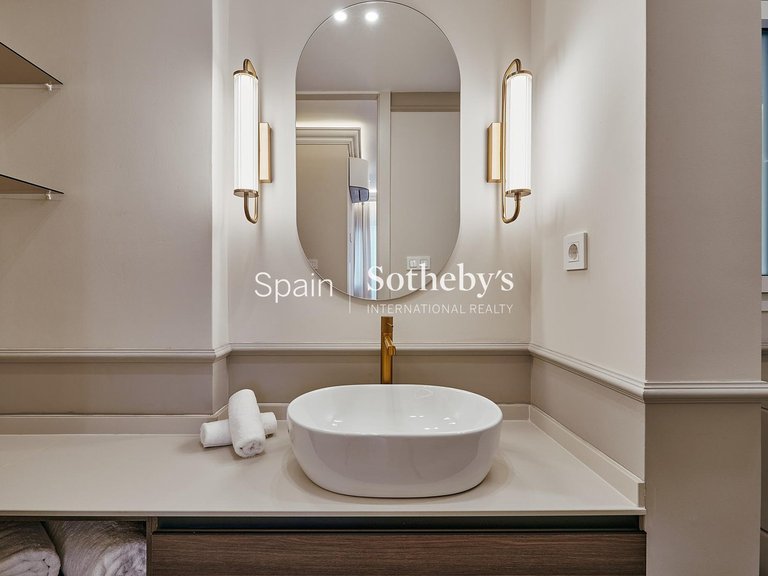 Apartment for Sale in Madrid, Madrid 29