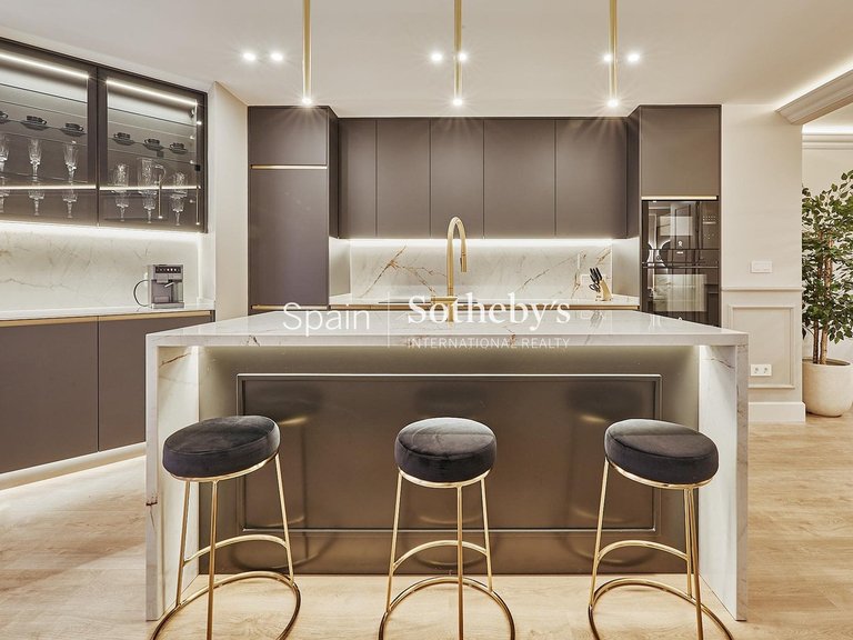 Apartment for Sale in Madrid, Madrid 3