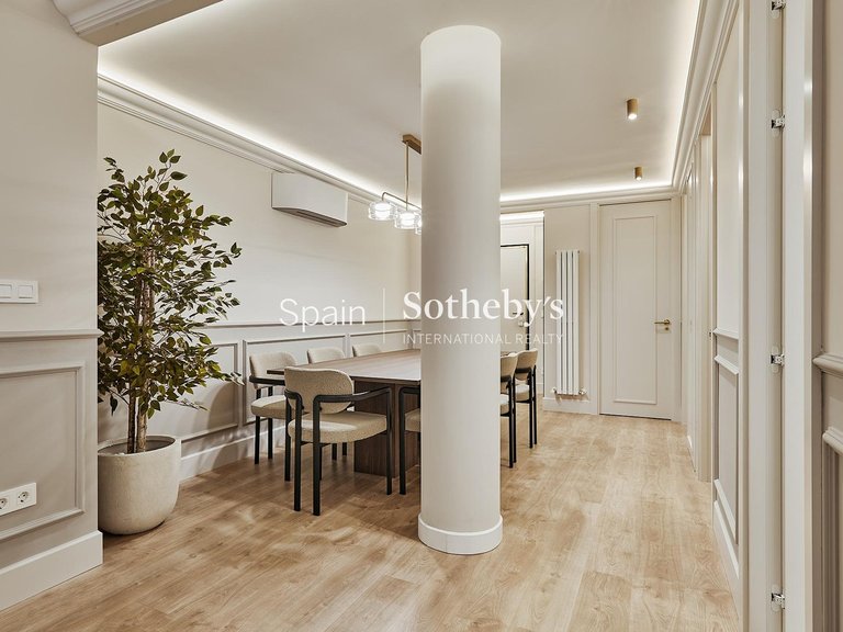 Apartment for Sale in Madrid, Madrid 12