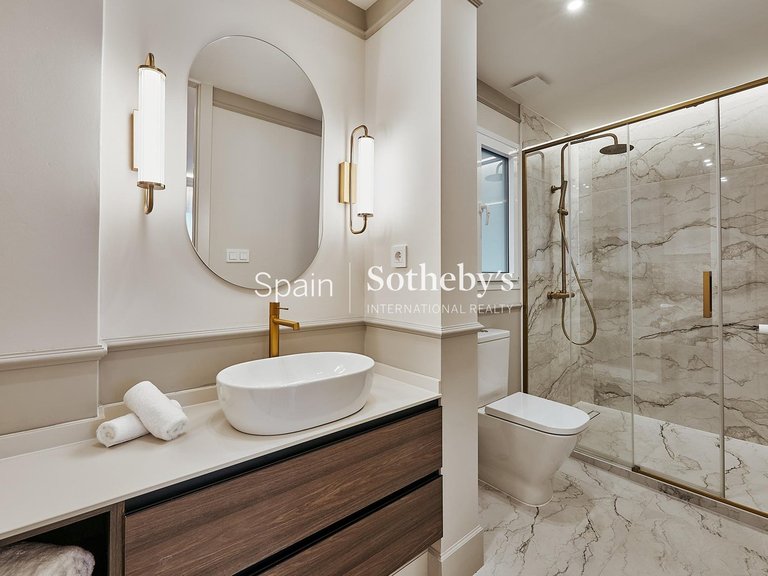 Apartment for Sale in Madrid, Madrid 26