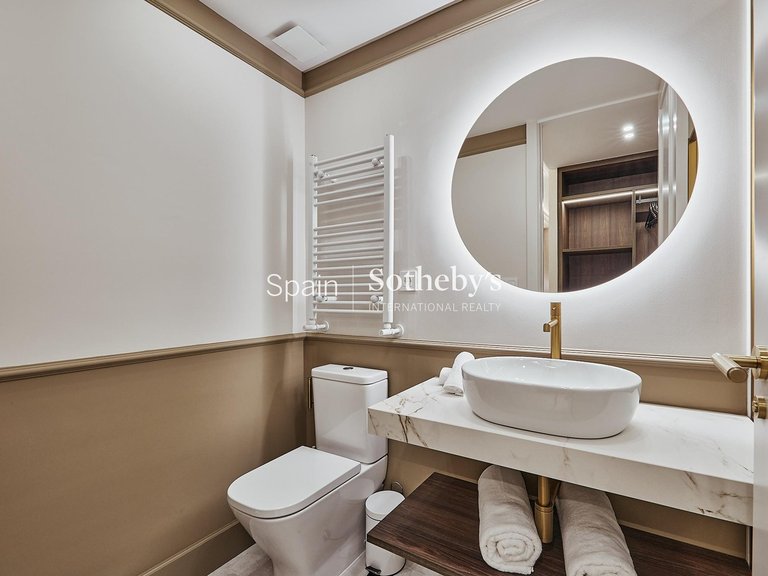Apartment for Sale in Madrid, Madrid 23