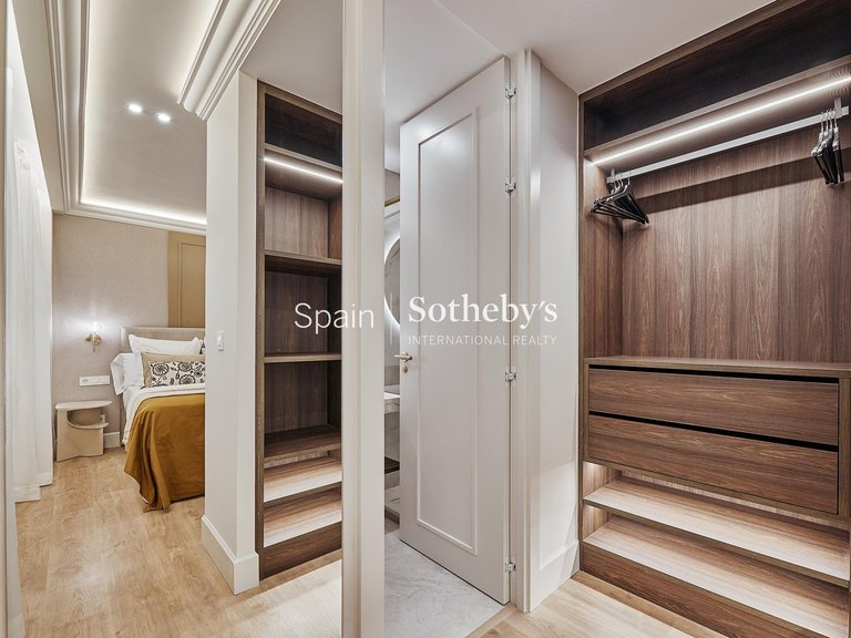 Apartment for Sale in Madrid, Madrid 19