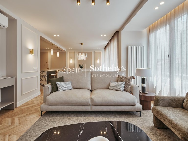 Apartment for Sale in Madrid, Madrid 2