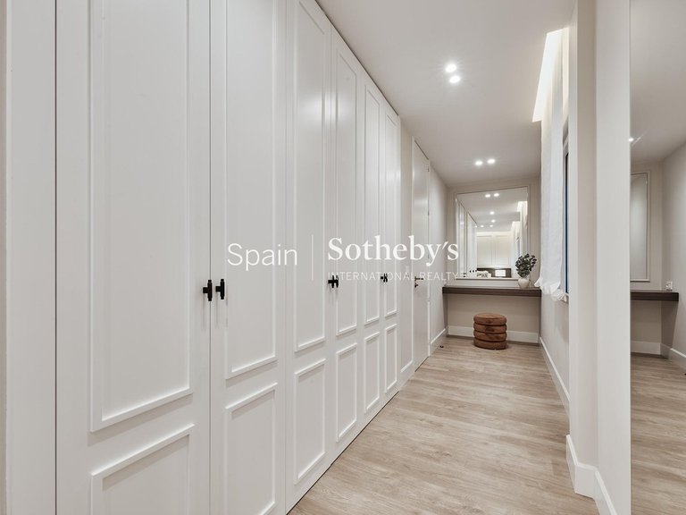 Apartment for Sale in Madrid, Madrid 17