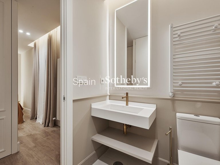 Apartment for Sale in Madrid, Madrid 20