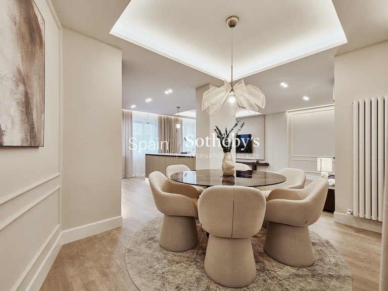 Apartment for Sale in Madrid, Madrid 6