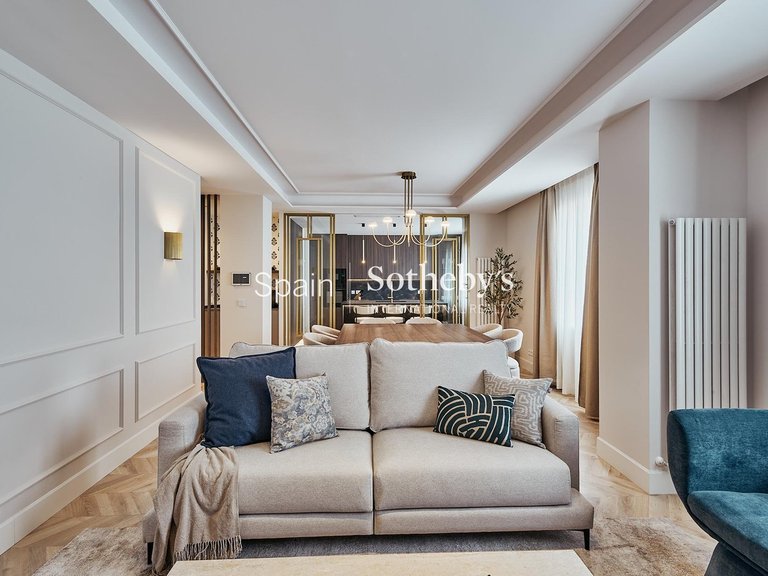 Apartment for Sale in Madrid, Madrid 2