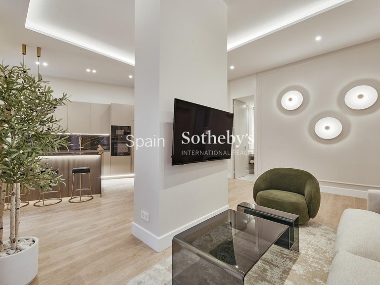 Apartment for Sale in Madrid, Madrid 2