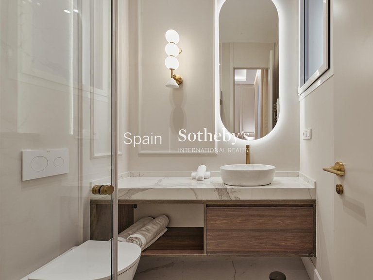 Apartment for Sale in Madrid, Madrid 26