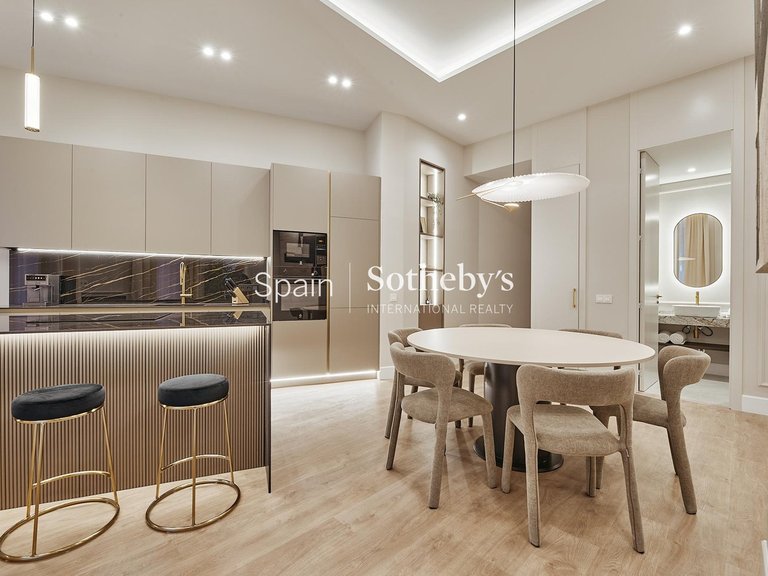 Apartment for Sale in Madrid, Madrid 9