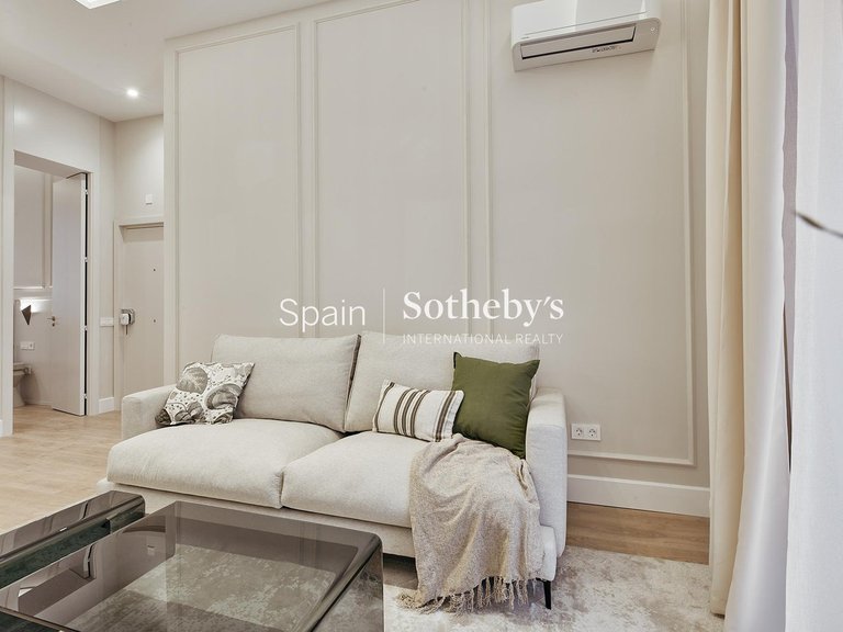 Apartment for Sale in Madrid, Madrid 12
