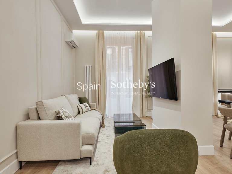 Apartment for Sale in Madrid, Madrid 6