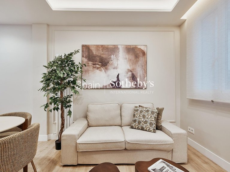 Apartment for Sale in Madrid, Madrid 2