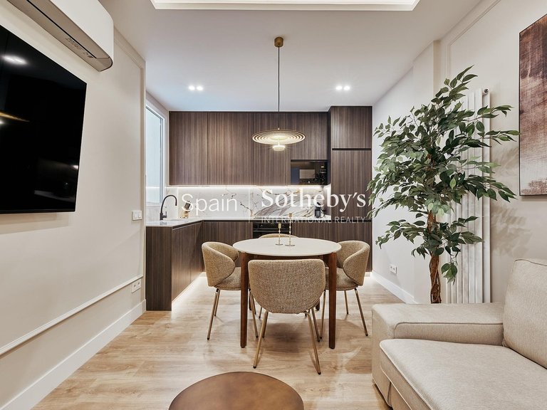 Apartment for Sale in Madrid, Madrid 4