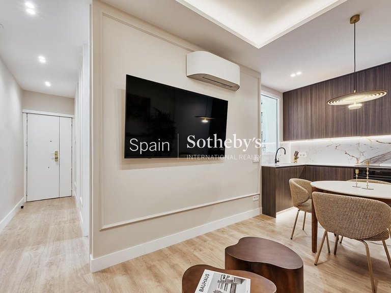 Apartment for Sale in Madrid, Madrid 7
