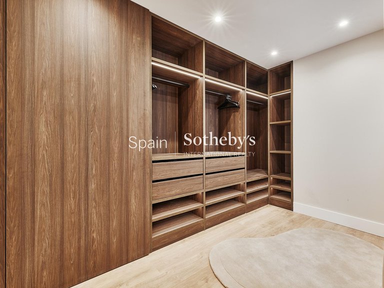 Apartment for Sale in Madrid, Madrid 9