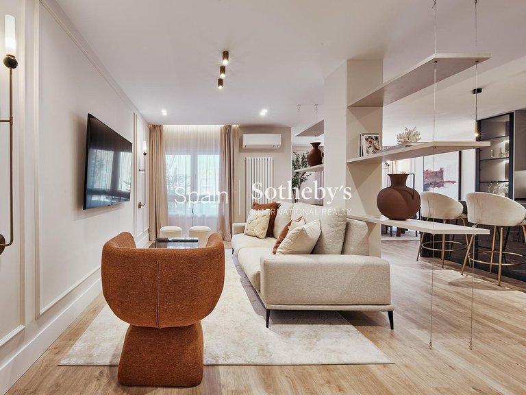 Apartment for Sale in Madrid, Madrid 2