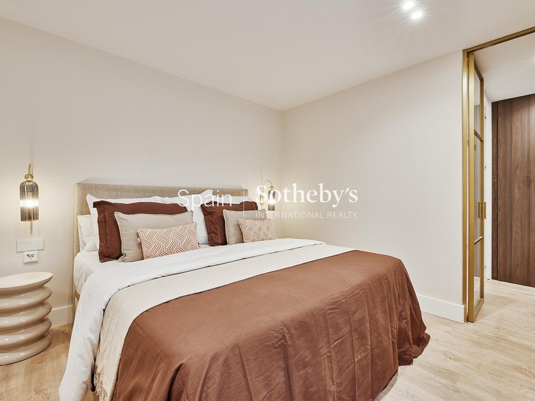 Apartment for Sale in Madrid, Madrid 8