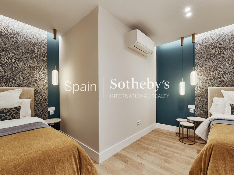 Apartment for Sale in Madrid, Madrid 11