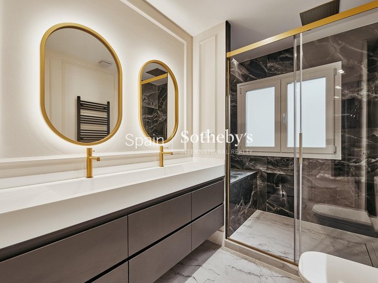 Apartment for Sale in Madrid, Madrid 13