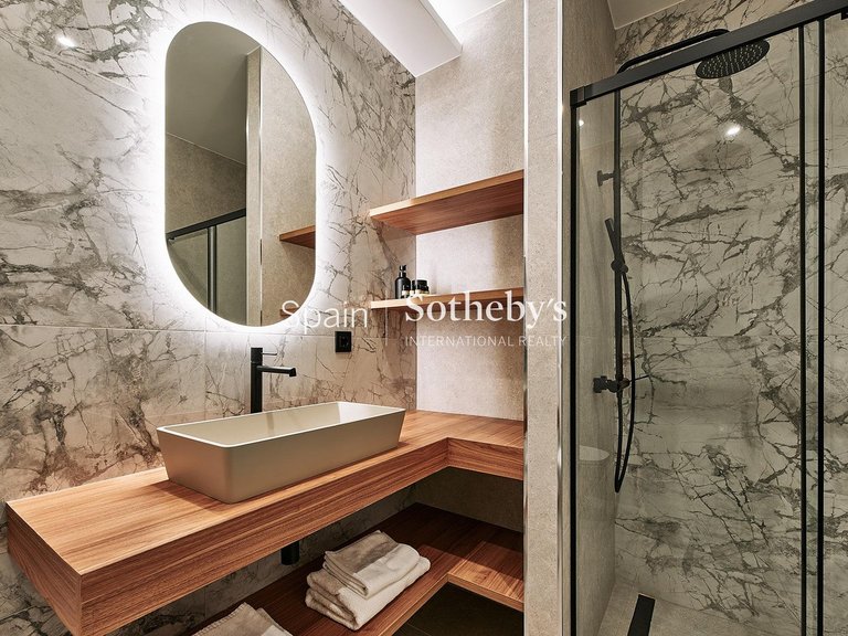 Apartment for Sale in Madrid, Madrid 15