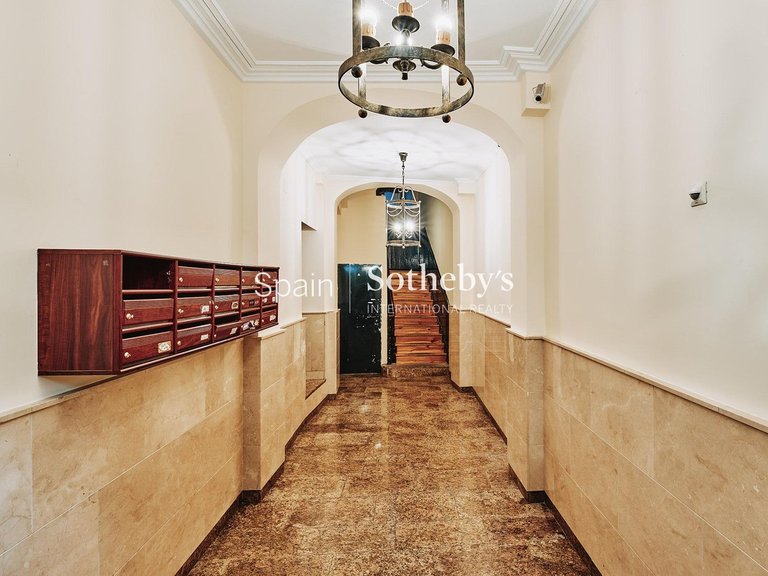 Apartment for Sale in Madrid, Madrid 25