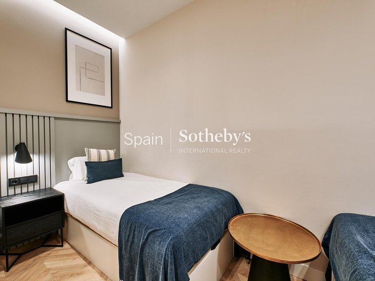 Apartment for Sale in Madrid, Madrid 24