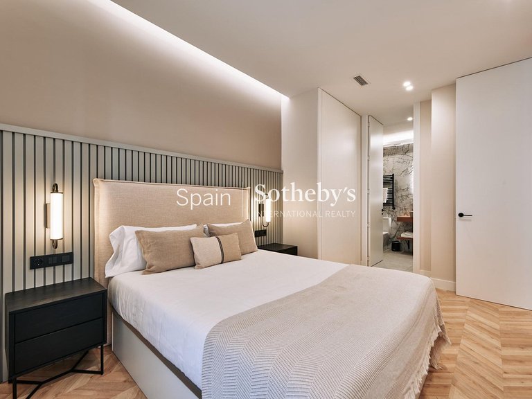 Apartment for Sale in Madrid, Madrid 11