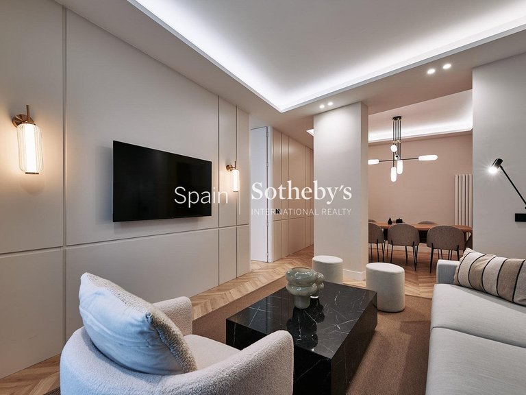 Apartment for Sale in Madrid, Madrid 3