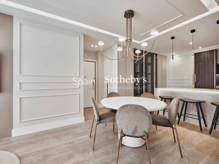 Apartment for Sale in Madrid, Madrid 8