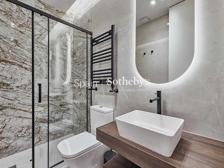 Apartment for Sale in Madrid, Madrid 21