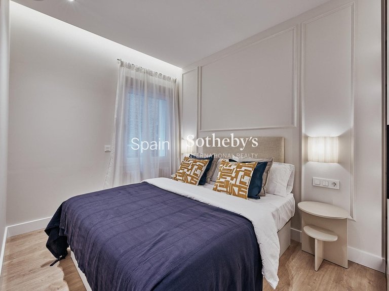 Apartment for Sale in Madrid, Madrid 11